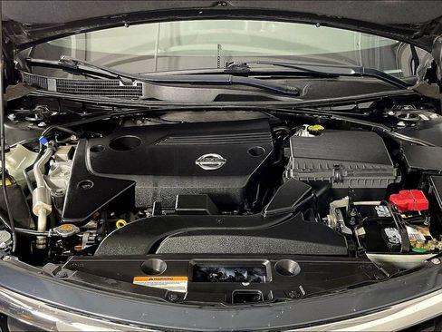 Used 2015 Nissan Altima 2.5 SL w/ Technology Package image 13