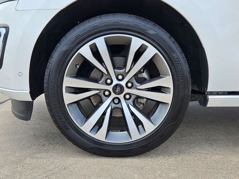 Used 2020 Ford Expedition Platinum RWD image 11
