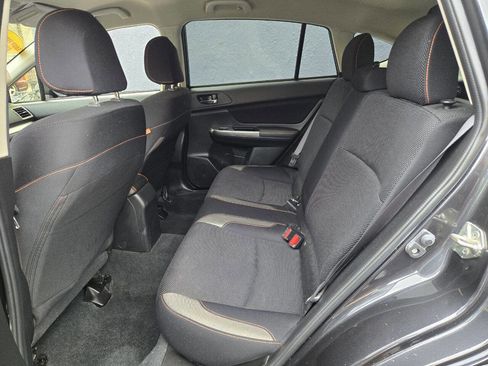 Used 2017 Subaru Crosstrek 2.0i Premium image 8