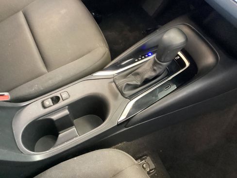 Certified 2024 Toyota Corolla LE FWD image 31
