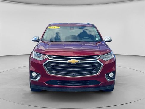 Used 2018 Chevrolet Traverse Premier w/ Driver Confidence II Package FWD image 2