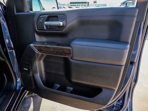 Used 2021 GMC Sierra 1500 Elevation w/ Preferred Package image 18