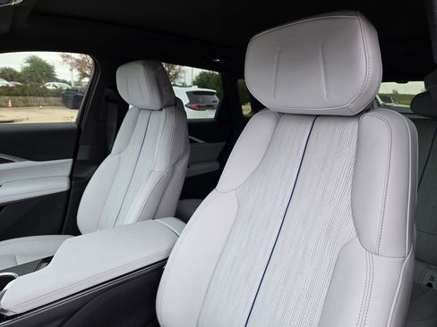 New 2026 Cadillac Lyriq Sport w/ LPO, Floor Liner Package image 27