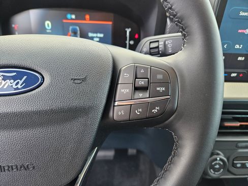 Used 2025 Ford Maverick Lariat w/ 4K Tow Package image 20