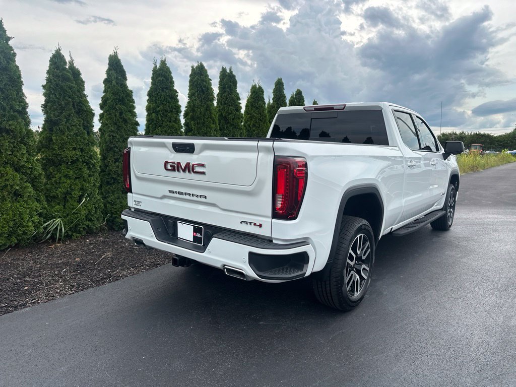Used 2022 GMC Sierra 1500 AT4 w/ AT4 Premium Package AWD/4WD image 7