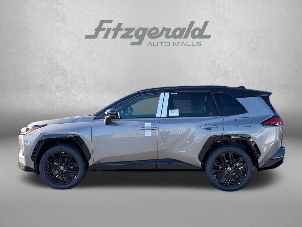 Used 2026 Toyota RAV4 XSE AWD/4WD image 5