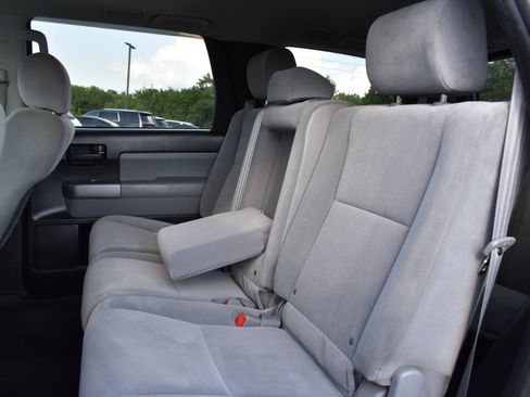 Used 2013 Toyota Sequoia SR5 AWD/4WD image 27