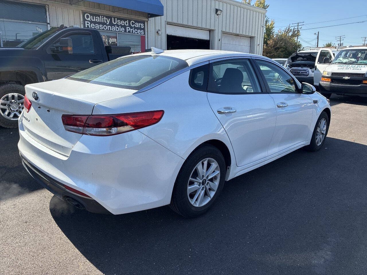 Used 2016 Kia Optima LX FWD image 5