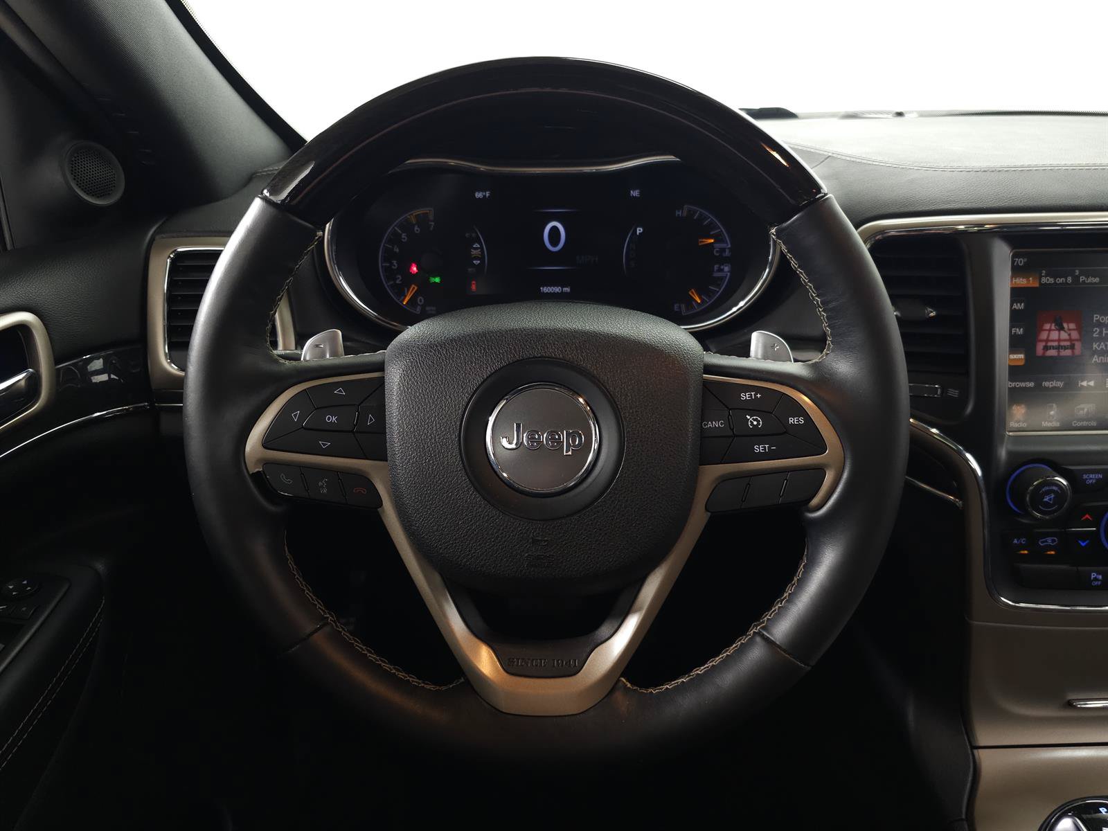 Used 2014 Jeep Grand Cherokee Overland AWD/4WD image 18