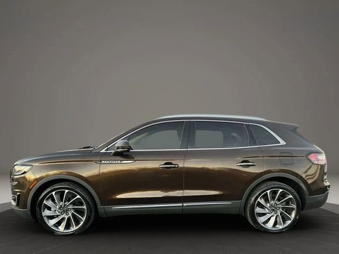 Used 2019 Lincoln Nautilus Reserve w/ Ultimate Package image 11