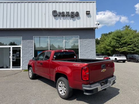 Used 2015 Chevrolet Colorado LT w/ Luxury Package AWD/4WD image 4