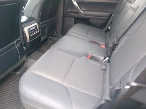 Used 2022 Lexus GX 460 Premium w/ Premium Package image 18