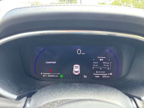 Used 2023 Acura MDX FWD w/ Technology Package image 16