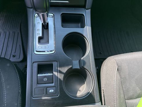 Used 2017 Subaru Legacy 2.5i Premium image 25