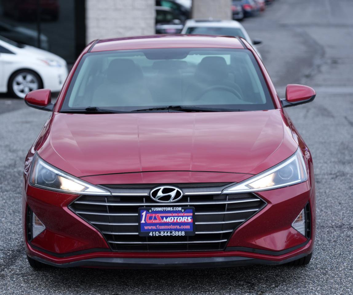 Used 2019 Hyundai Elantra SE FWD image 2
