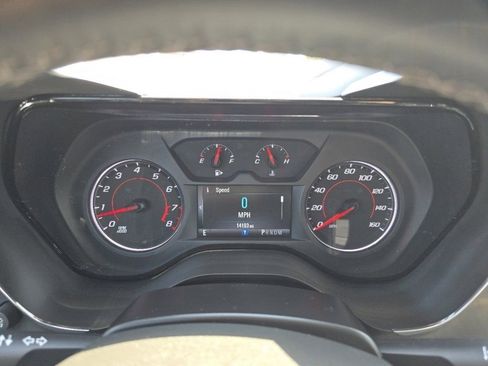 Used 2017 Chevrolet Camaro LT RWD image 25