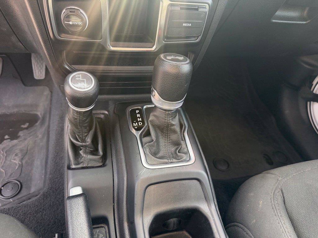 Certified 2021 Jeep Wrangler Unlimited Sport AWD/4WD image 16
