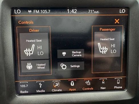 Used 2019 Jeep Cherokee Trailhawk w/ Comfort/Convenience Group AWD/4WD image 31