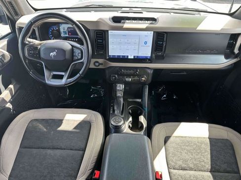 Certified 2021 Ford Bronco Wildtrak image 12