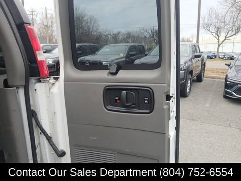Used 2019 GMC Savana 2500 LS image 15