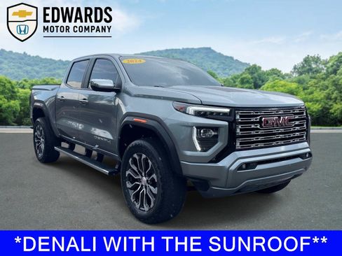 Used 2024 GMC Canyon Denali AWD/4WD image 1