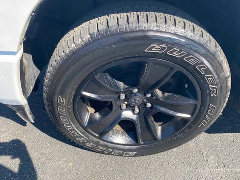 Used 2020 RAM 1500 Big Horn AWD/4WD image 31