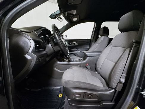Used 2023 Chevrolet Traverse LT AWD/4WD image 18