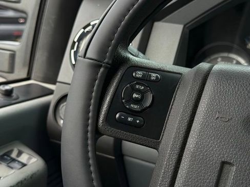 Used 2015 Ford F250 XLT w/ FX4 Off-Road Package image 9