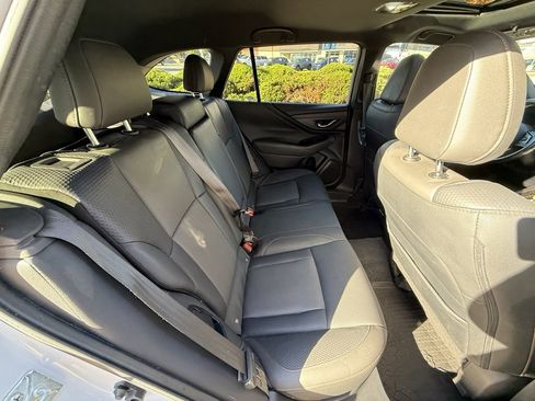Used 2022 Subaru Outback Wilderness w/ Wilderness Package image 37