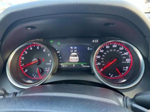 Used 2019 Toyota Camry XSE FWD image 12
