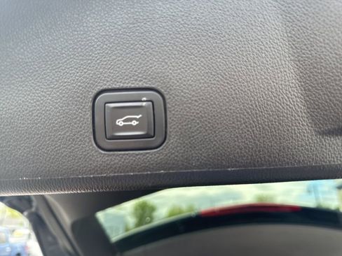 Used 2015 Cadillac SRX Performance w/ Driver Awareness Package AWD/4WD image 42