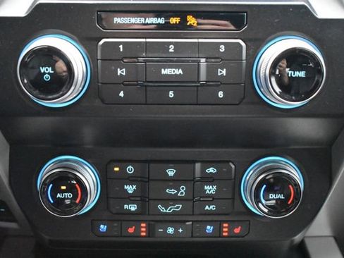 Used 2020 Ford F150 Lariat w/ Equipment Group 502A Luxury image 35