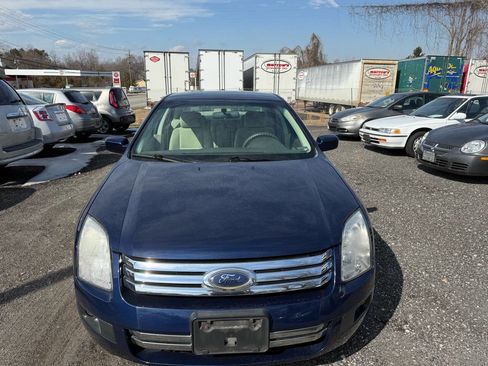 Used 2007 Ford Fusion SE image 4