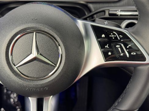 Used 2023 Mercedes-Benz EQE 500 4MATIC SUV image 23