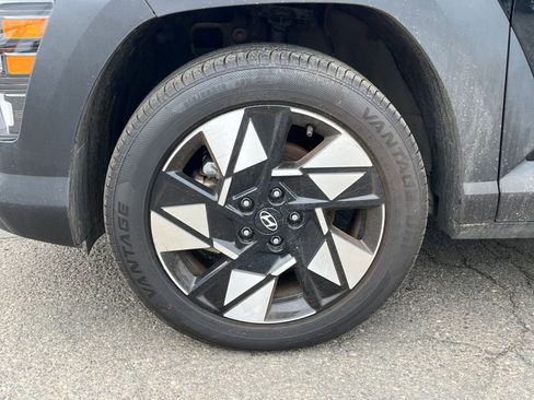 Used 2025 Hyundai Kona SEL image 30
