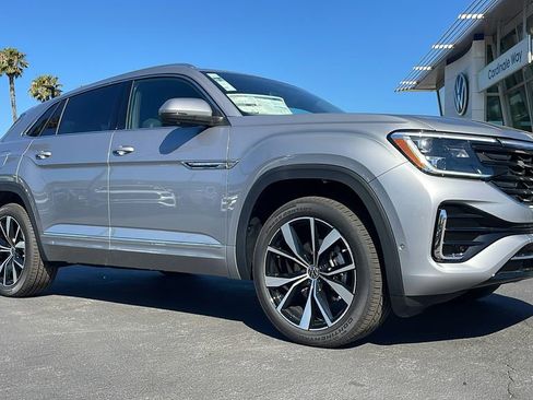 New 2025 Volkswagen Atlas Cross Sport SEL Premium R-Line image 1