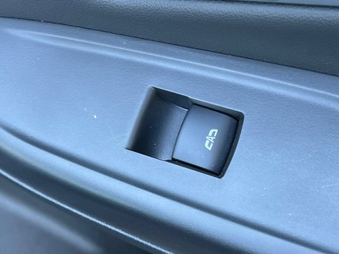 Used 2023 Chevrolet Bolt EUV Premier w/ Sun & Sound Package FWD image 23