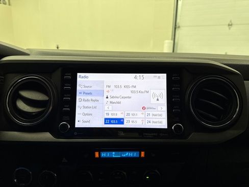 Used 2021 Toyota Tacoma TRD Off-Road w/ TRD Premium Off Road Package image 17