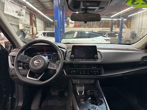 Certified 2023 Nissan Rogue S image 14
