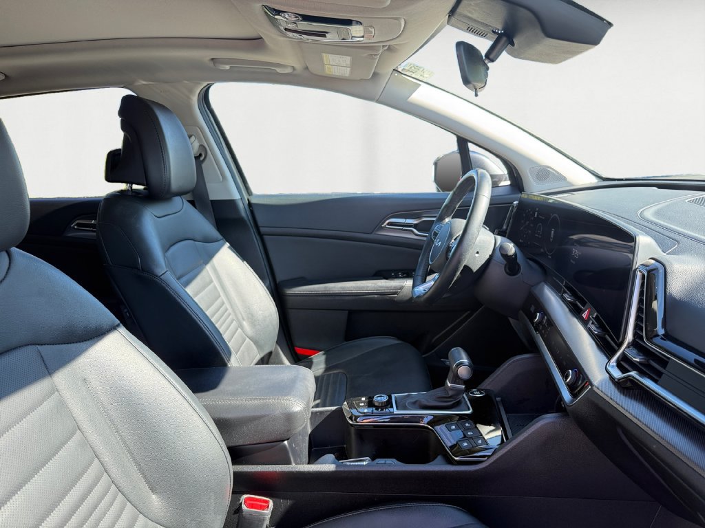 Used 2024 Kia Sportage SX AWD/4WD image 16