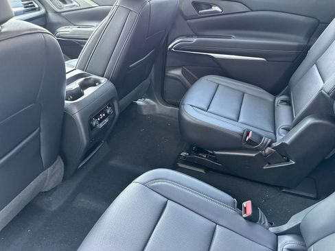 New 2026 Chevrolet Traverse LT w/ Midnight/Sport Edition FWD image 11