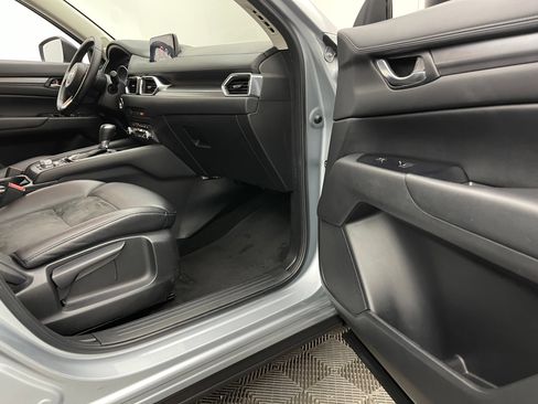 Used 2020 MAZDA CX-5 Touring FWD image 29