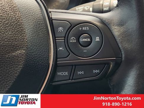 Used 2024 Toyota Corolla Cross AWD Hybrid image 30
