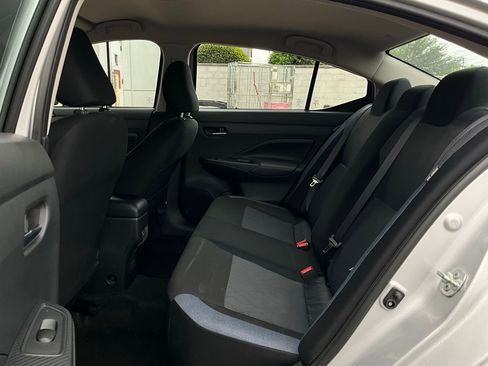 Used 2025 Nissan Versa SV image 11