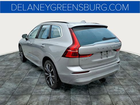 Used 2022 Volvo XC60 B5 Momentum w/ Advanced Package image 5
