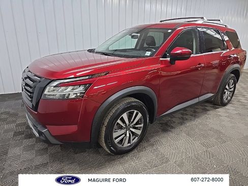 Used 2023 Nissan Pathfinder SL w/ Lighting Package (N92) AWD/4WD image 10