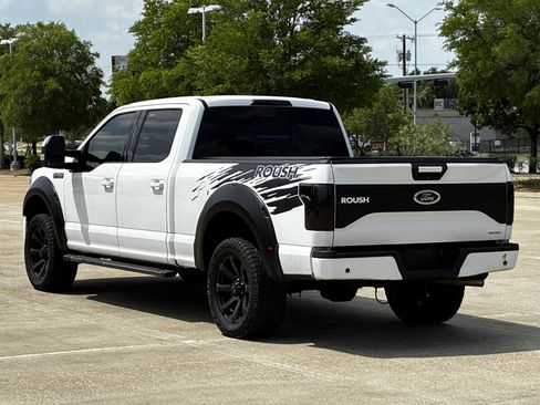 Used 2016 Ford F150 XLT w/ Equipment Group 302A Luxury AWD/4WD image 13