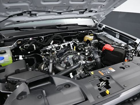 New 2025 Ford Ranger XLT w/ FX4 Off-Road Package image 13