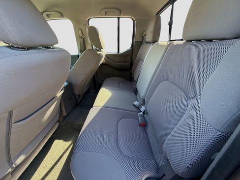 Used 2018 Nissan Frontier SV w/ Value Truck Package image 22