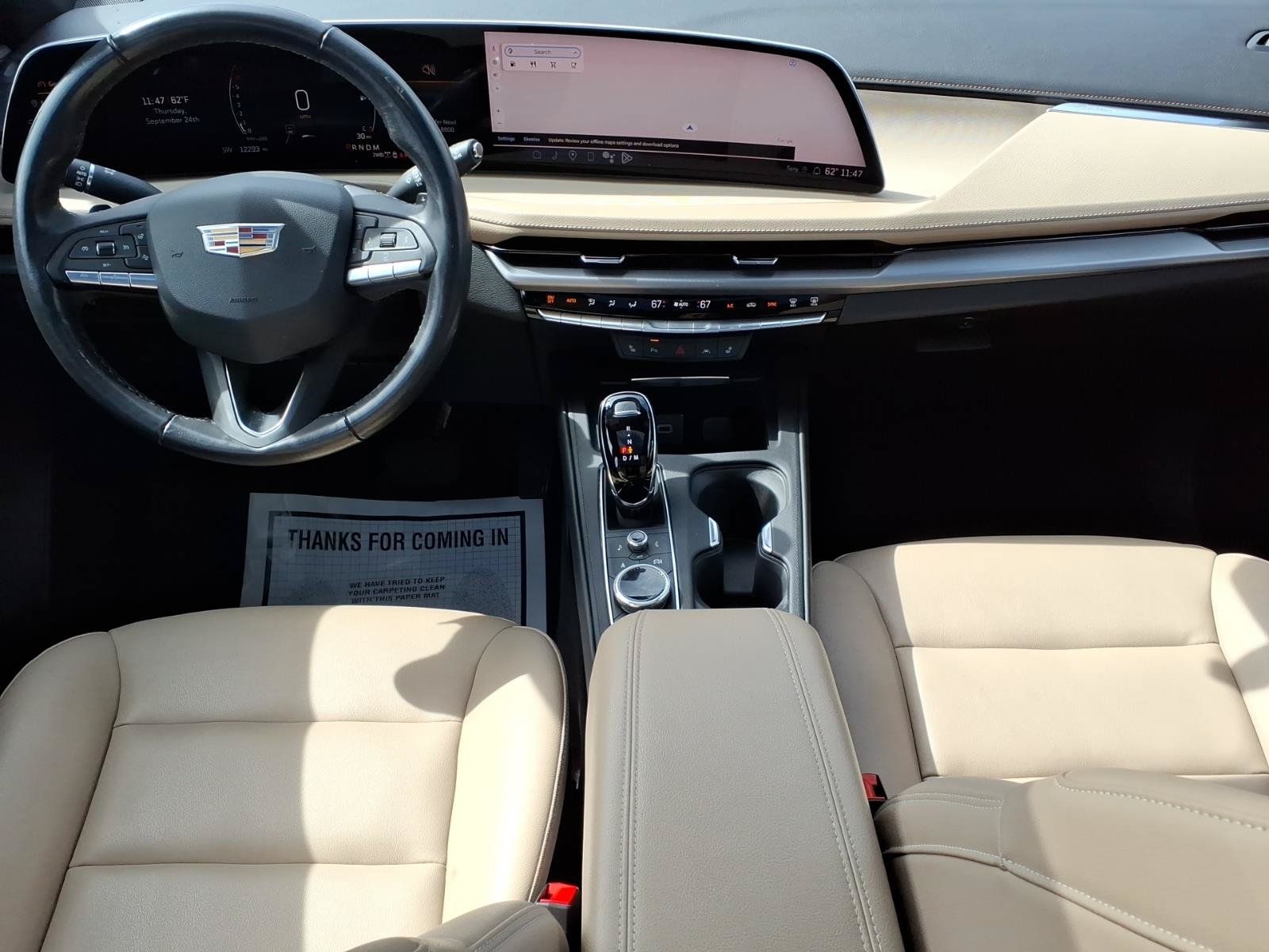 Used 2024 Cadillac XT4 Luxury w/ Cold Weather Package AWD/4WD image 19